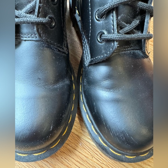 1460 WOMEN'S DR MARTENS - Picture 4 of 9